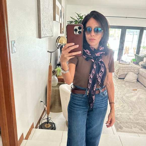 Alexander McQueen Skulls Scarf - Picture 8 of 11